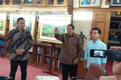 Foto Berkunjung Ke Cikeas Gibran Apresiasi Sby Yang Mau Turun Gunung