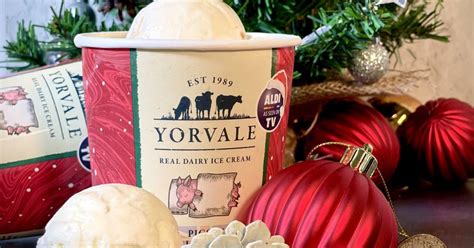 Aldi Launches Bizarre Christmas Themed Ice Cream At Just £249 A Tub Trendradars Uk