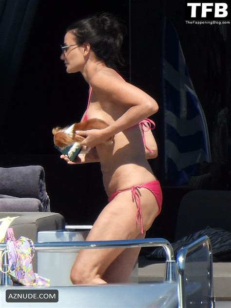 Demi Moore Sexy Seen Flaunting Her Hot Bikini Body At The Beach In Greece Aznude