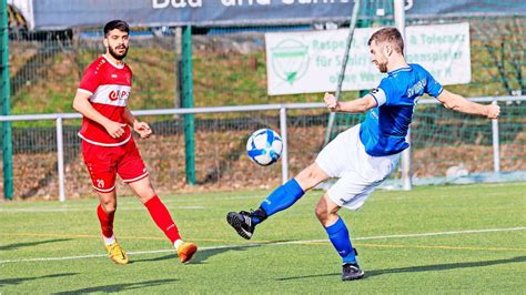 Fu Ball Bezirksliga Bb Cw Der Sv Rohrau Ist Weiterhin Auf