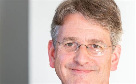 Some Critics Question The Choice Of Thomas Campbell As New Director Of