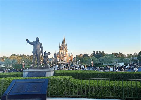 Top Tips For A Perfect Day At Tokyo Disneyland Honeycombers