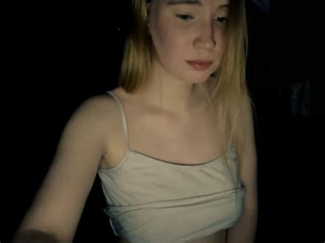 Helgapataki Masturbating And Pussy Close Up