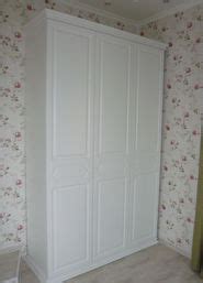 Экран для труб отопления