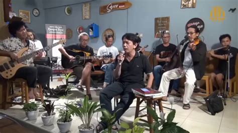 Kiai Kanjeng Apa Ada Angin Di Jakarta Keroncong Youtube