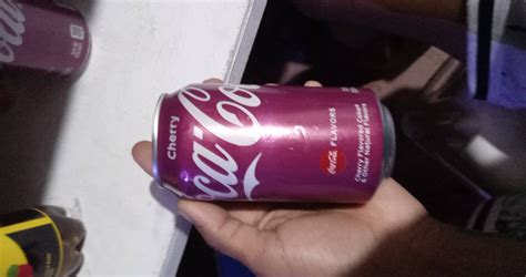 Coke Cherry - Cola - 2