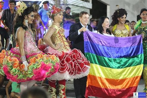 Quadrilh Dromo Recebe Atra Es Juninas No Dia Da Elei O Do Miss Gay Graus O Maior