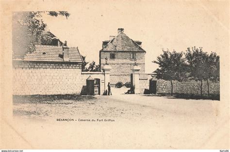 Besancon besançon entrée de la caserne militaire du fort griffon