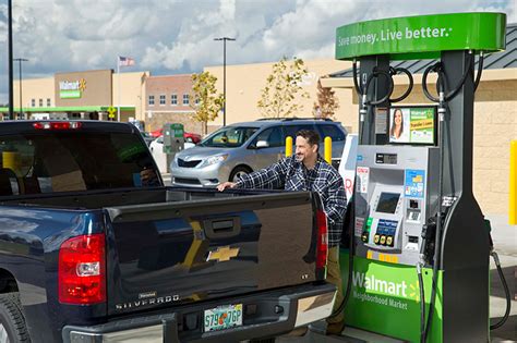 Llegan Gasolineras Walmart A Los Sams Club Bodega Aurrer Y Walmart