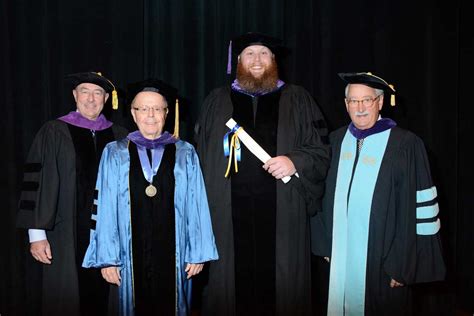 wmu cooley law school presents degrees   graduates cooley law school