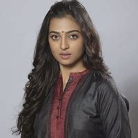Radhika Apte Nude Showing Her Boobs On Bedroom Fuck XHamster