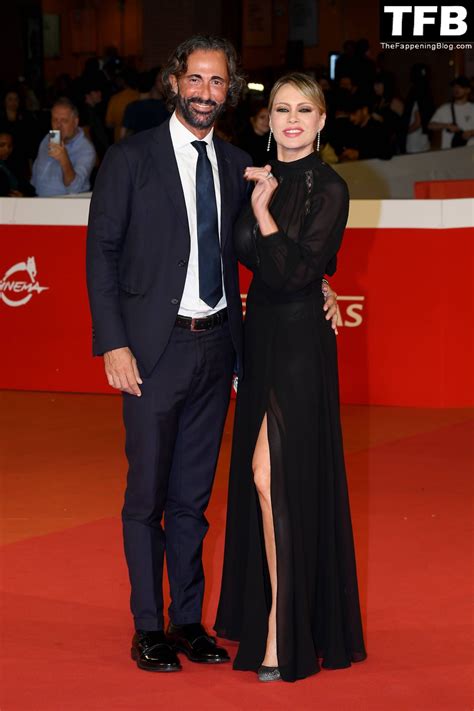 Anna Falchi Flashes Her Nude Tits At The Lola Premiere In Rome Photos PinayFlixx Mega Leaks