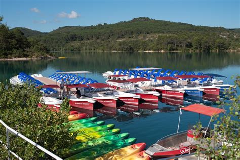 Naviguer Sur Le Lac D Esparron Conseils Pour Louer Le Bateau Parfait