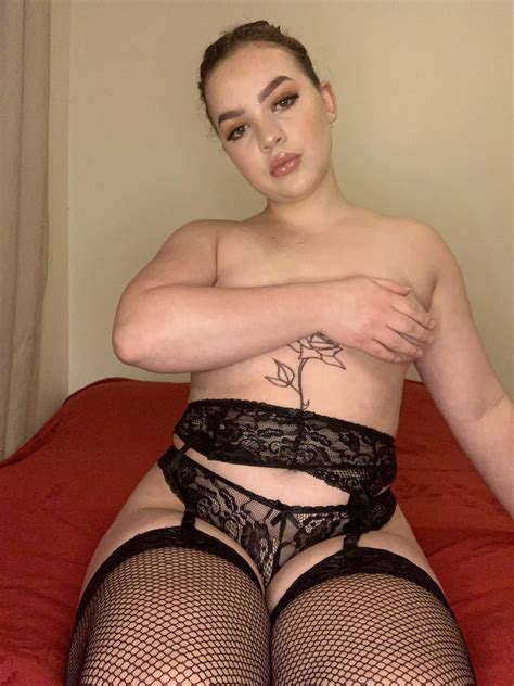 Thick Thighs To Rest Your Head On Nudes Thighs NUDE PICS ORG