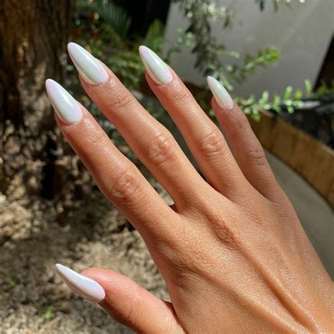 22 Hottest Mirror Nail Polish Ideas Anyone Can Pull Off