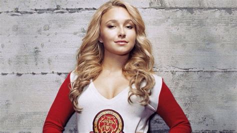 See Hayden Panettiere Busting Out Of A White Bikini At The Beach GIANT FREAKIN ROBOT