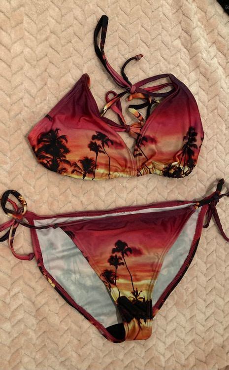 Zu Verkaufen Ein Bikini Mit Strandmuster Kaufen Auf Ricardo