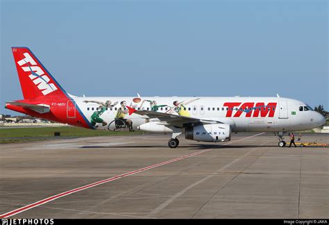 PT MZU Airbus A320 232 TAM Linhas Aéreas JAKA JetPhotos