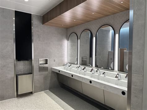 Oakland Airport announces opening of first new renovated restroom