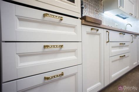 Кухня в классическом стиле, белая - на заказ в Киеве, Броварах, Буче ...