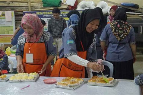 BBPLK Semarang Gelar Uji Kompetensi Pembuatan Kue Dan Roti Di Desa