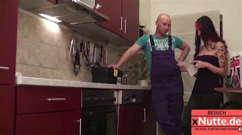 Handwerker Verfuhrt Beim Arbeiten Free Porn D Xhamster