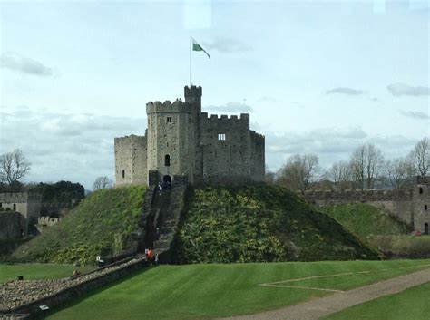One day in Cardiff: walking itinerary and must see attractions