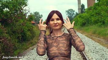 Alguien nos estaba mirando mientras filmábamos un vlog en un edificio abandonado XVIDEOS