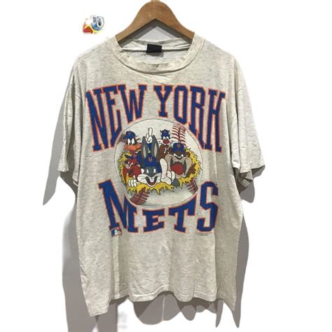 Vintage 90s NEW YORK METS Mlb X Looney Tunes Shirt Depop