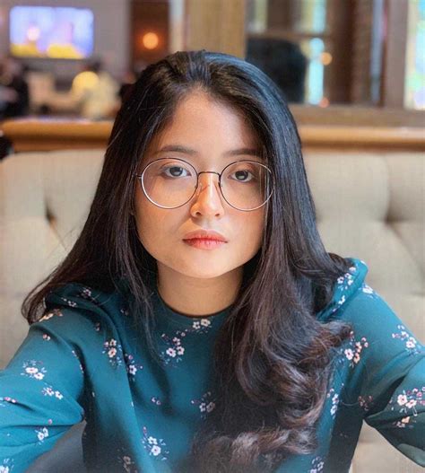 laras gartiana biodata profil fakta umur agama pacar