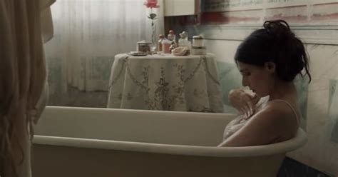 Naked Virgínia Cavendish in Através da Sombra