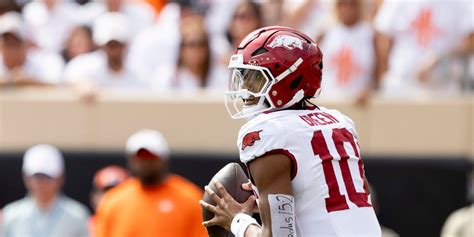 Arkansas Stuns No 4 Tennessee Razorbacks Claw Back From 11 Point