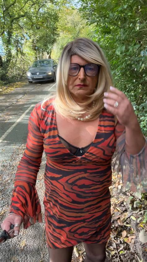 Amateur Crossdresser Kellycd Sexy Milf In Boots Nude Pics Xhamster