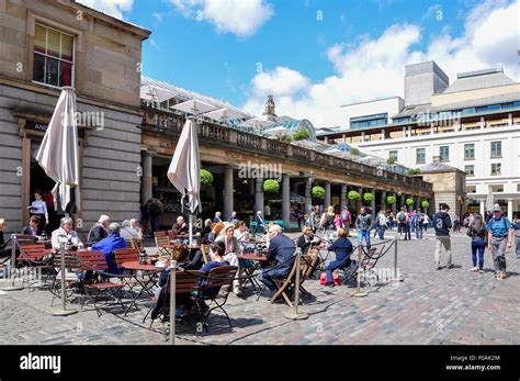 Outdoor Restaurant In Covent Garden Market Courtyard Covent Garden