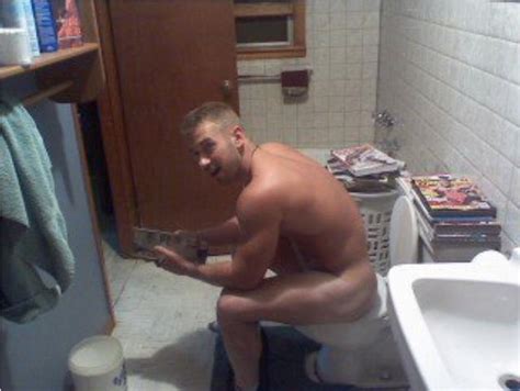 Hot Guys Nude On The Toilet