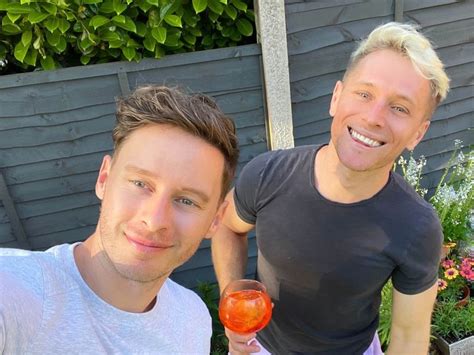 Se Niega A Venderle Su Casa A Una Pareja Gay La Homosexualidad Es Contraria A La Palabra De Dios