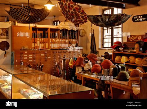 Shop Interior 1950s Hi Res Stock Photography And Images Alamy