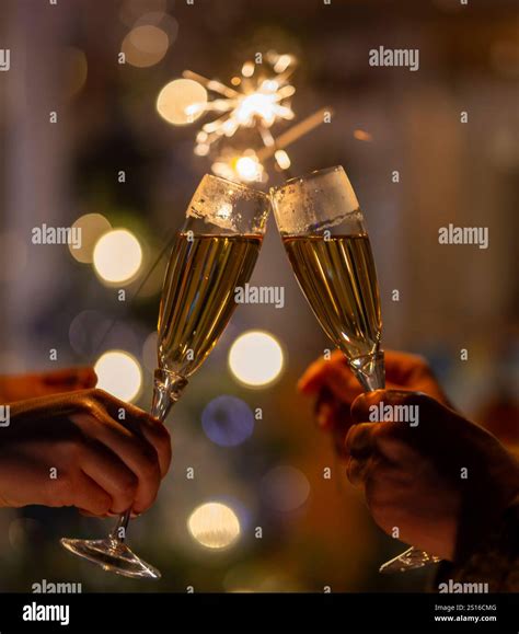 01.01.2025, Silvester 2024/2025, Die Welt feierte ins neue Jahr 2025 ...