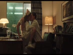 Catch Me If You Can Nude Scenes Aznude