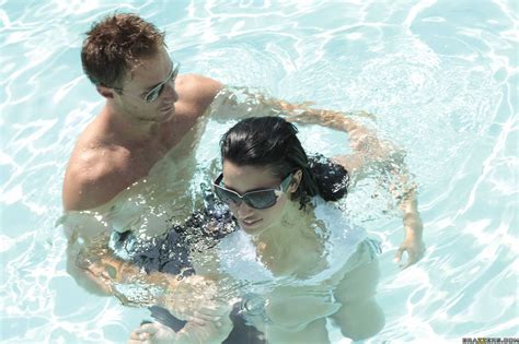 ABELLA ANDERSON POOL PARTY PARTIE Porn Pic