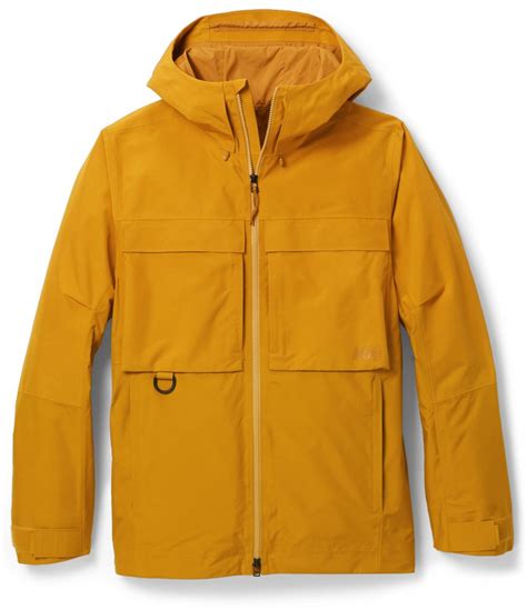 The Best Ski Jackets of 202 | The Inertia