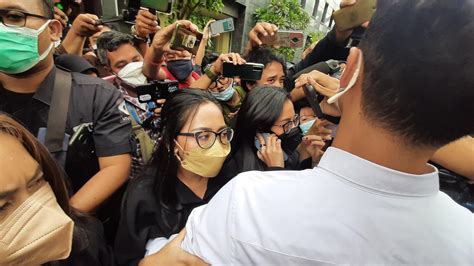 Rachel Vennya Jalani Sidang Perdana Kasus Pelanggaran Karantina 10