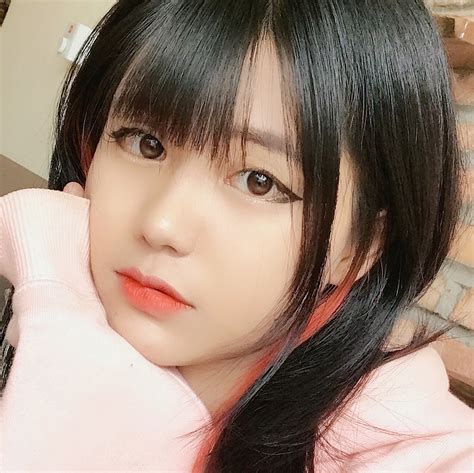 Nét thơ ngây vừa nhìn đã yêu của hot girl Đà Nẵng xinh đẹp Báo Dân trí