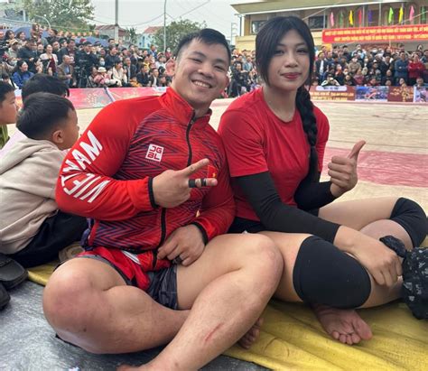 Hot Girl Anh Th So T I Nh V Ch Nam O H Ng S N S I V T H I L Ng Fan D Y S Ng