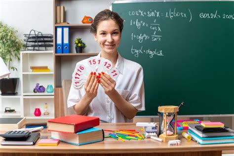 What Are Teaching Aids Types Objectives And Examples