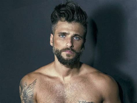 Bruno Gagliasso deu like em vídeo pornô gay Internautas curtiram