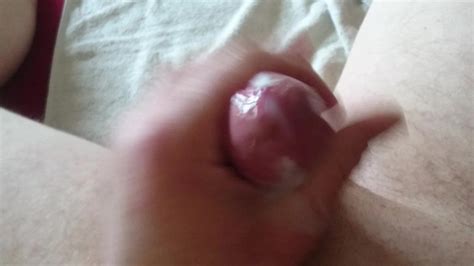 Auf Der Couch Gewichst Und Abgespritzt Free Gay HD Porn XHamster