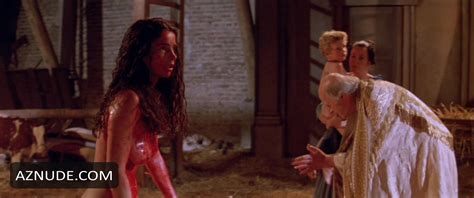 JULIA ORMOND Nude AZNude