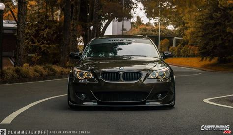 BMW 535i E60 on Air, front