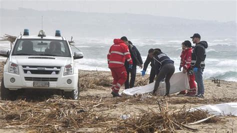 60 Migrantes Mueren En Naufragio En Las Costas De Italia Minuto30